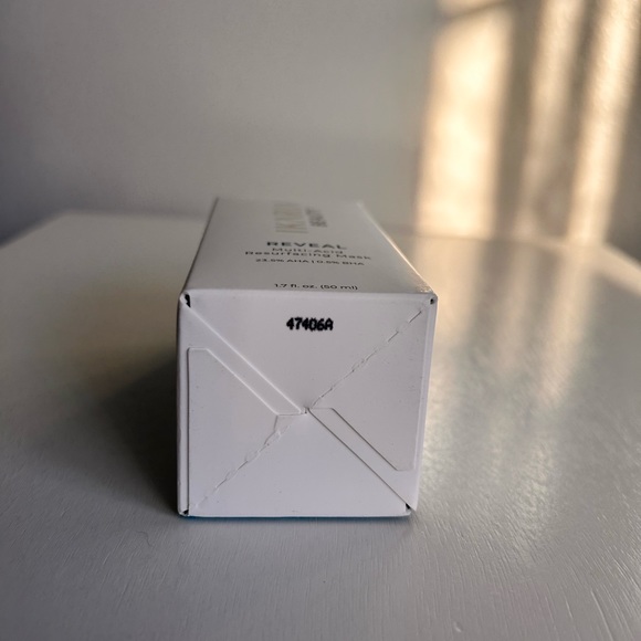 IKARIA Beauty Reveal Multi-Acid Resurfacing Mask  with 5 unique Acids & extracts - Picture 5 of 9